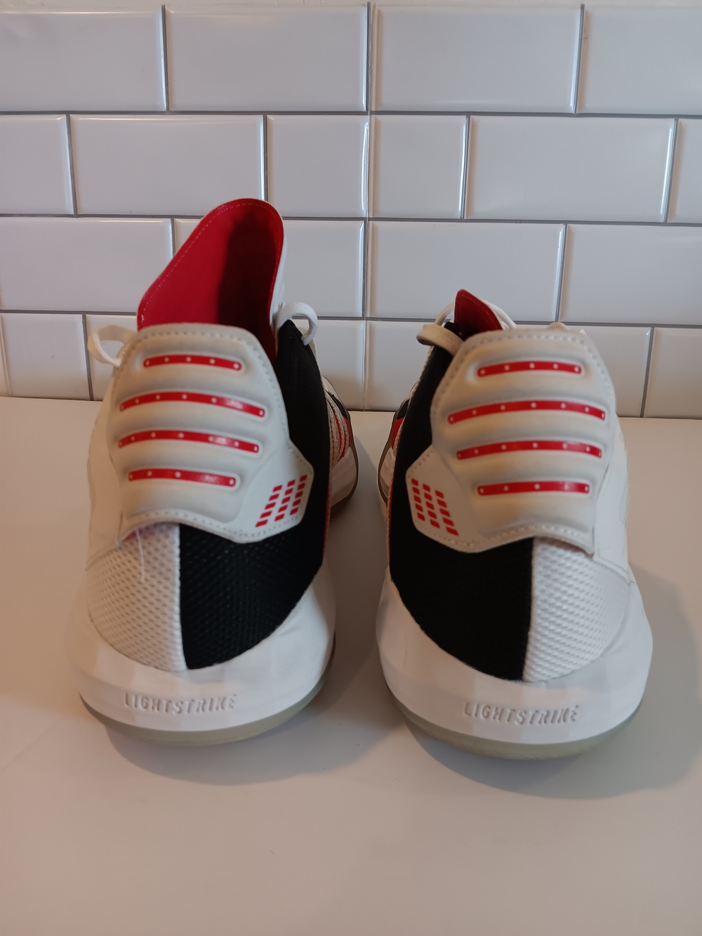 New Adidas Dame 6 Basketball Shoes Men's Size 14 - Picture 3 of 6